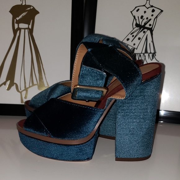 Shoes - Picture 1 of 1